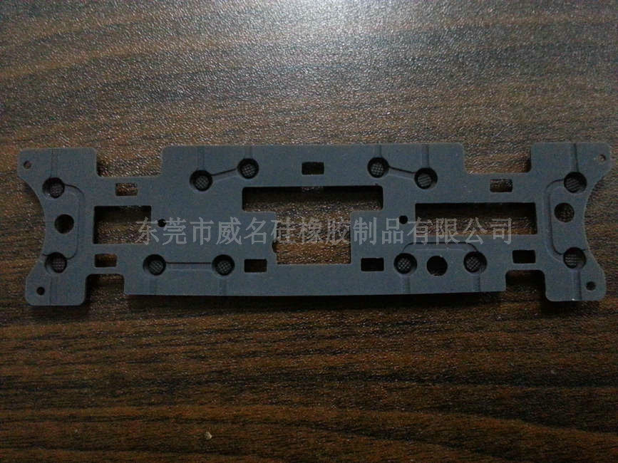 超低電阻硅膠按鍵在維護這方面也需要規范